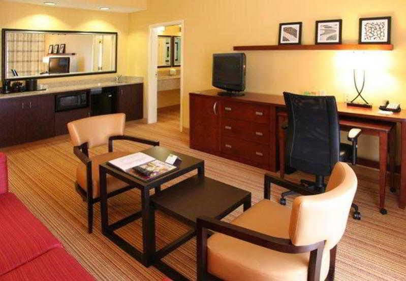 Courtyard By Marriott Columbia Northeast/Fort Jackson Area 外观 照片